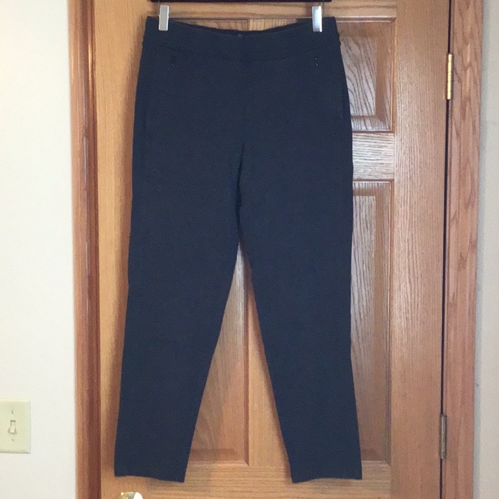 Charcoal Everyday Stretch T by Talbots Straight Leg Pants in Size Medium Petite